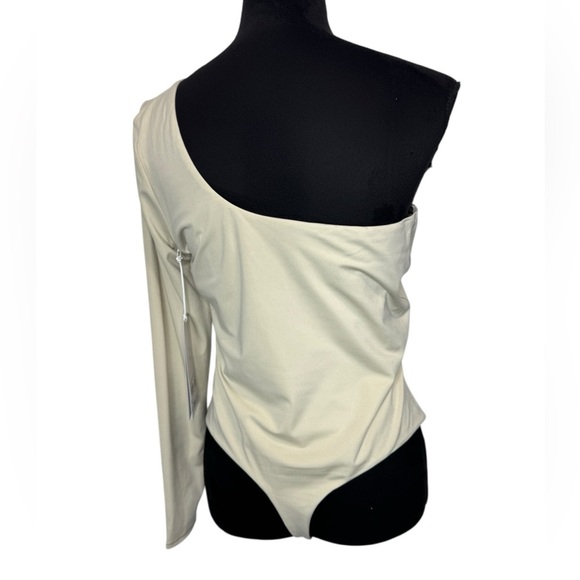 Lululemon Wundermost Ultra-Soft Nulu Long-Sleeve One-Shoulder Bodysuit - Picture 4 of 12